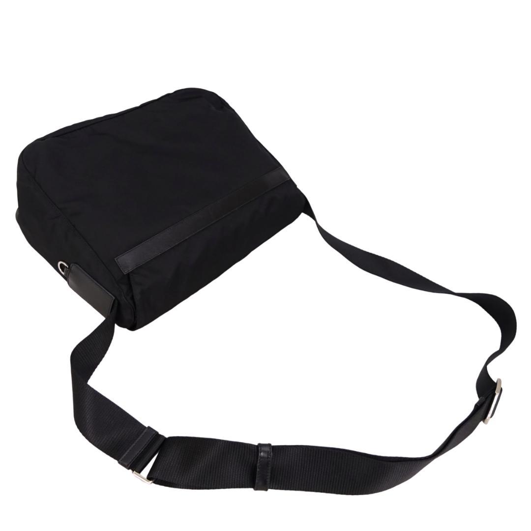 本物 美品 ■プラダ■テスート クロスボディ 三角ロゴ 斜めがけショルダーバッグ