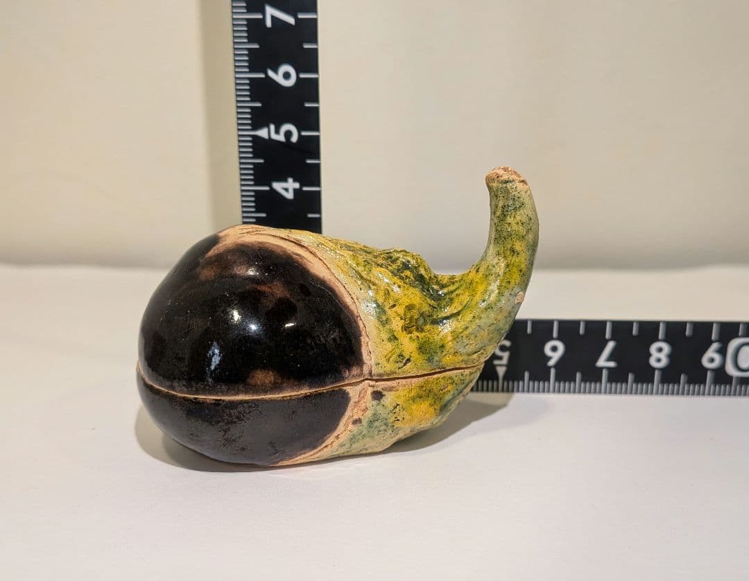 佐々木二六』三代松柏庵 茄子割 香合 愛媛 二六焼 茶道具 共箱