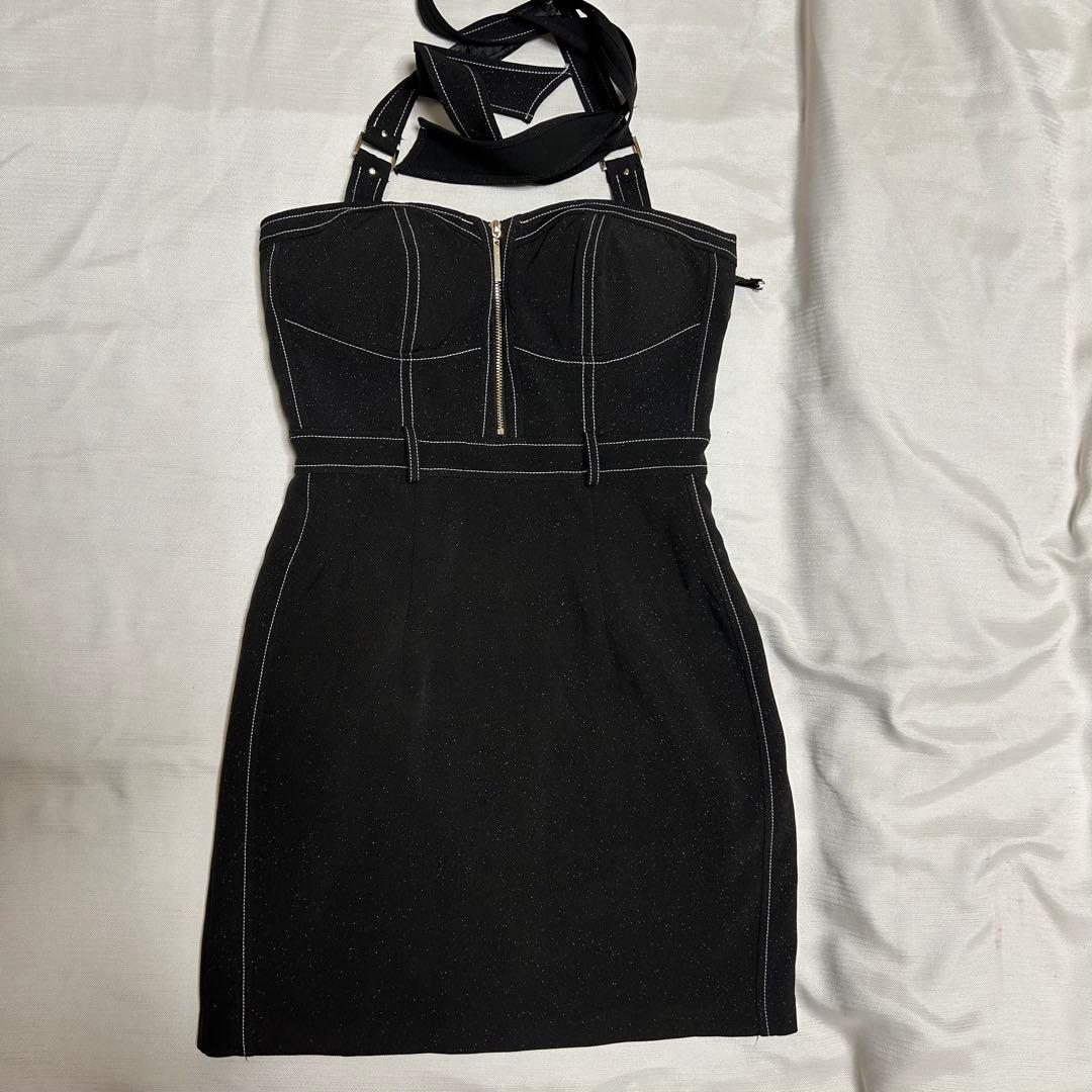 robe de fleurs ブラックタイトドレス ストラップ付き