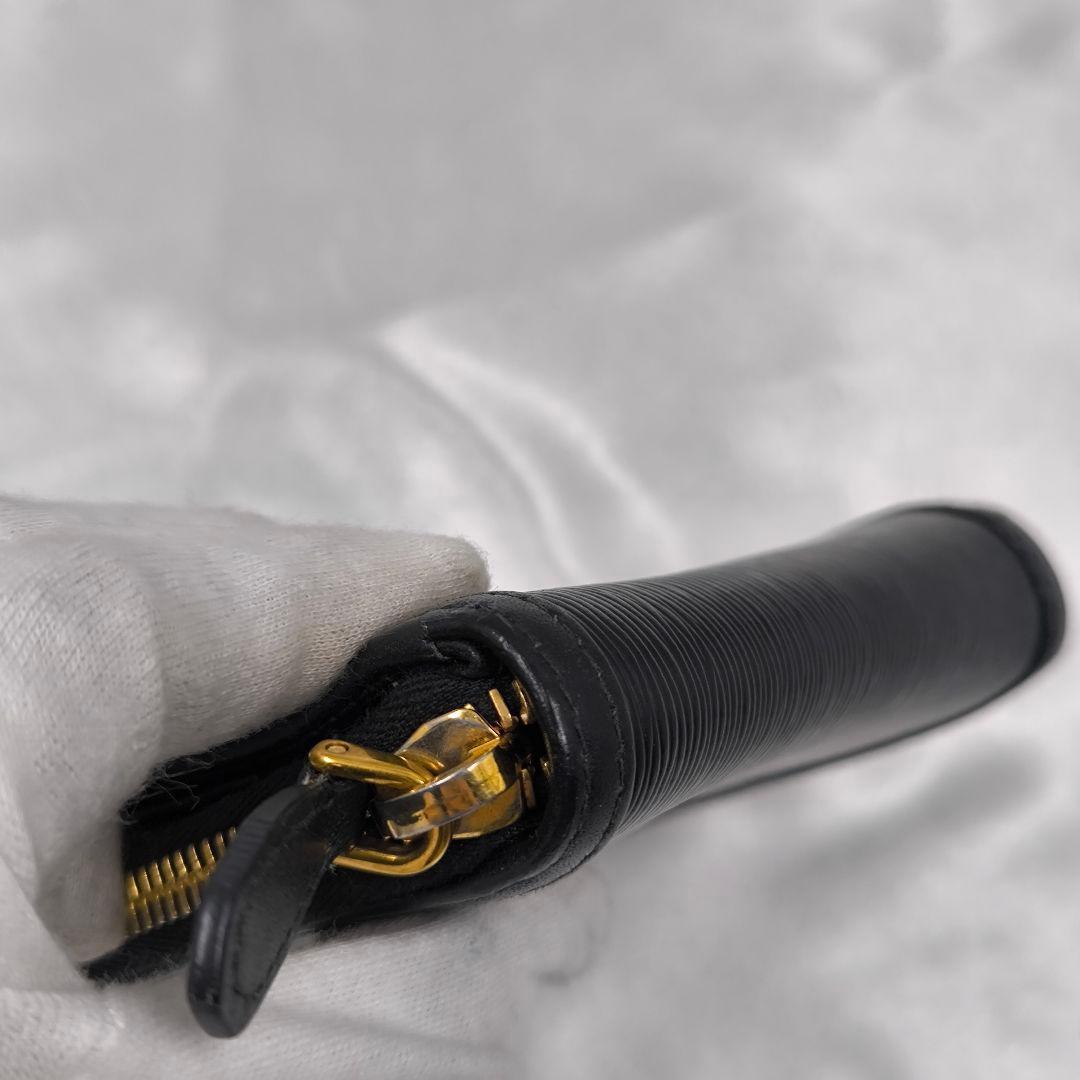 極美品!現行【PRADA】2つ折り財布 ヴィッテロムーブ 1ML522 黒