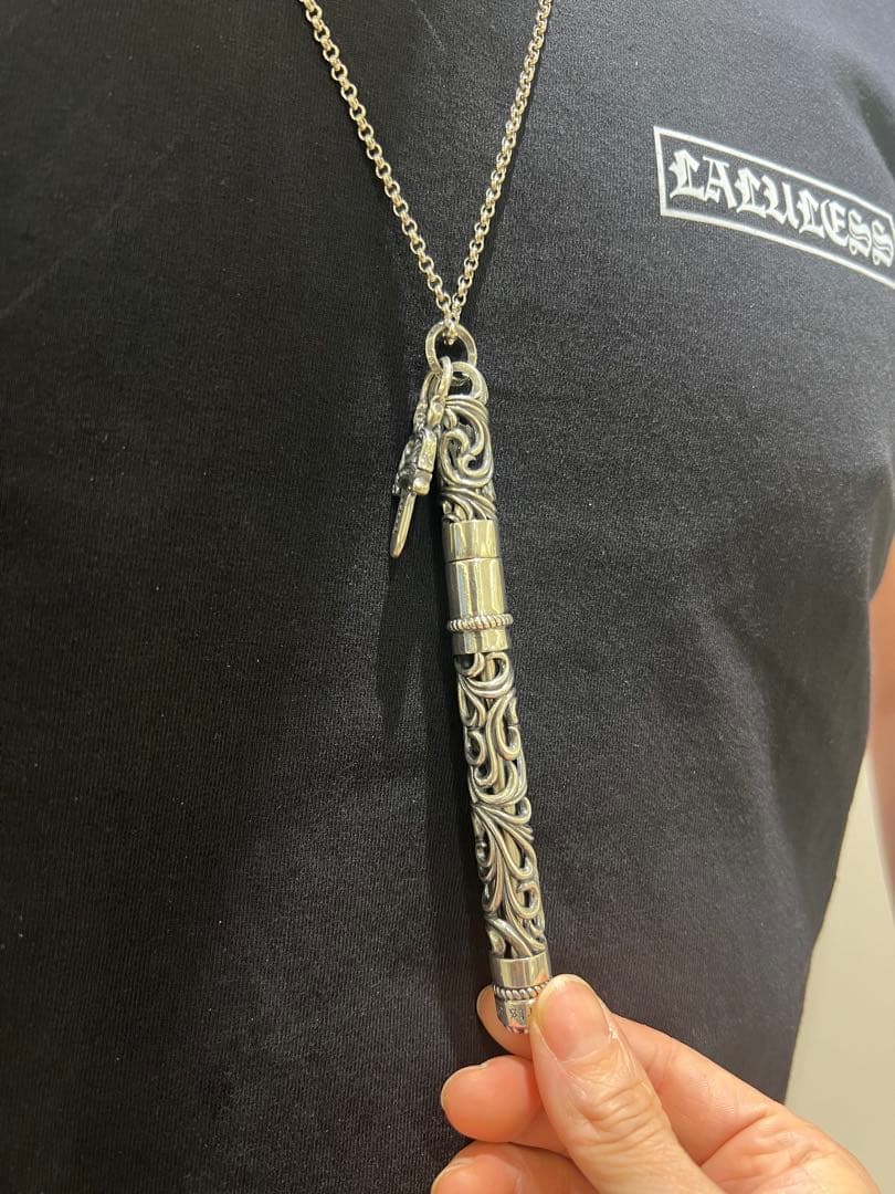 S925刻印有：重厚シルバーペンダントとしても使えるペン SZB007