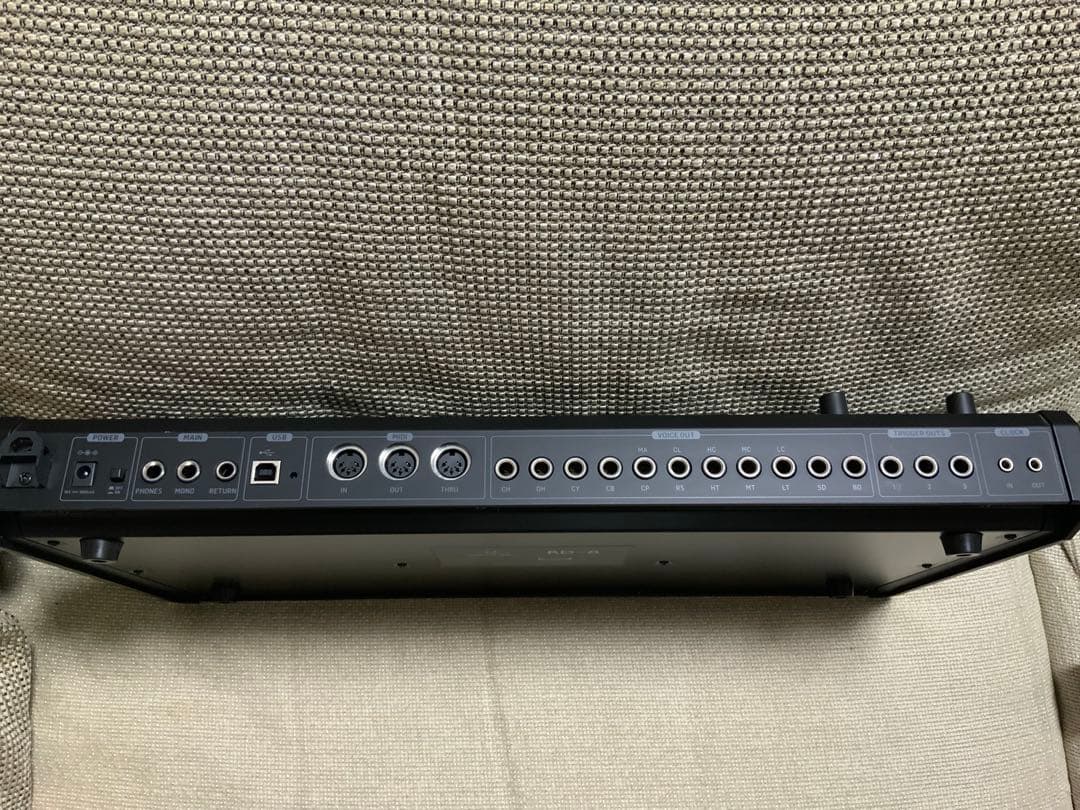 rd-8 behringer ほぼ未使用品　正規品