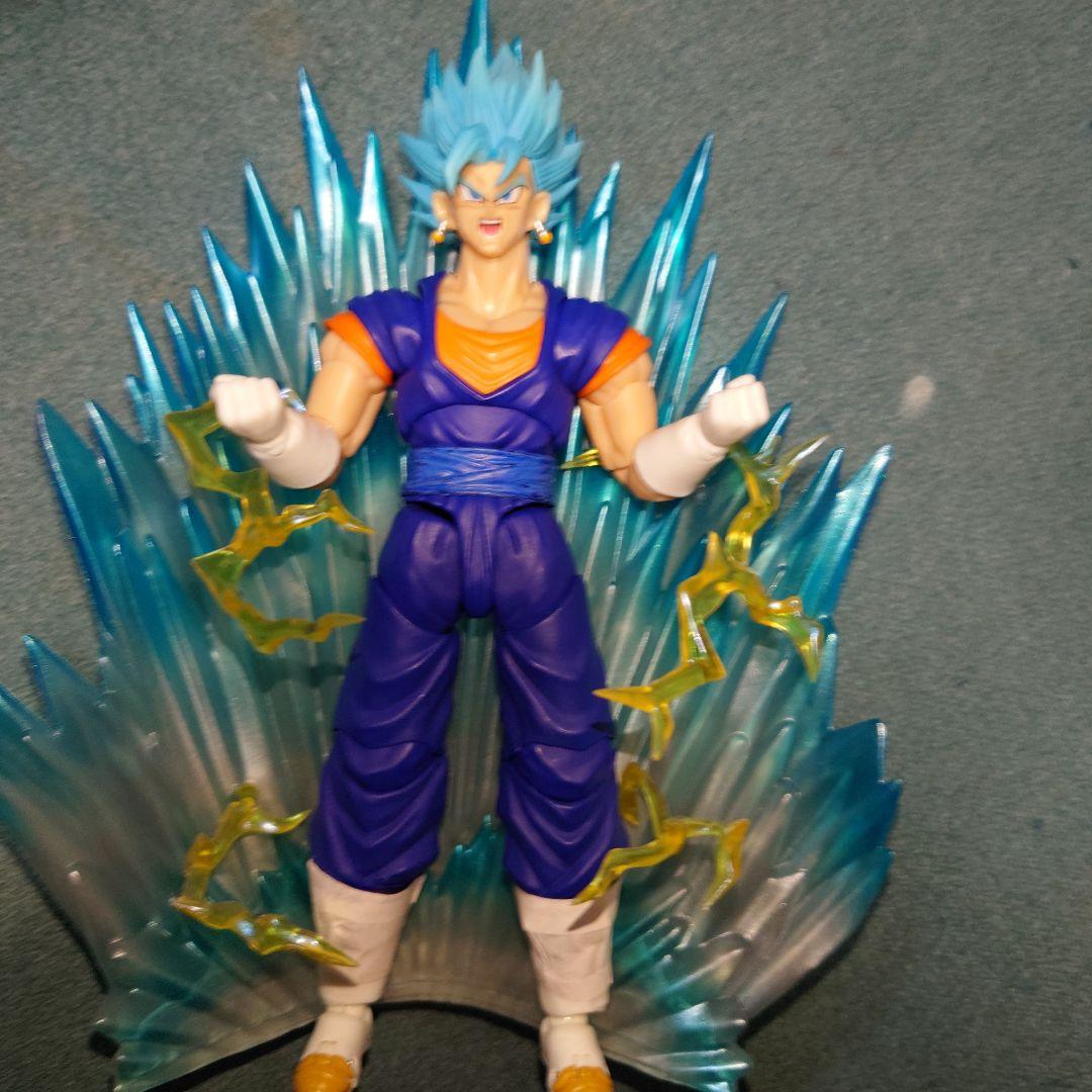 octoysベジット&Tonsenarttoys Kamione ゴジータ - メルカリ