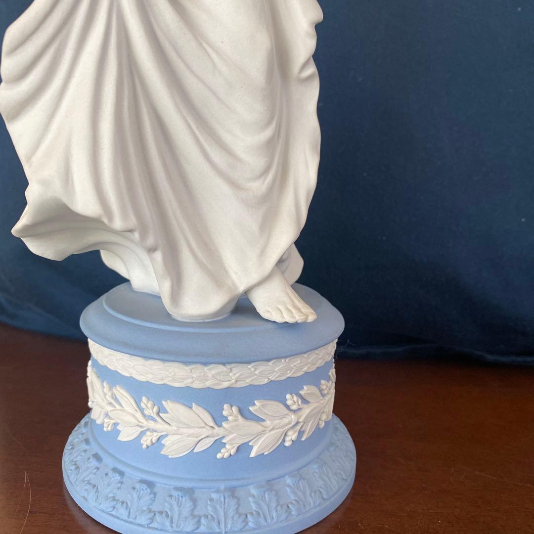 ウェッジウッド ジャスパー フィギュア 置物 彫像 限定品 ペールブルー