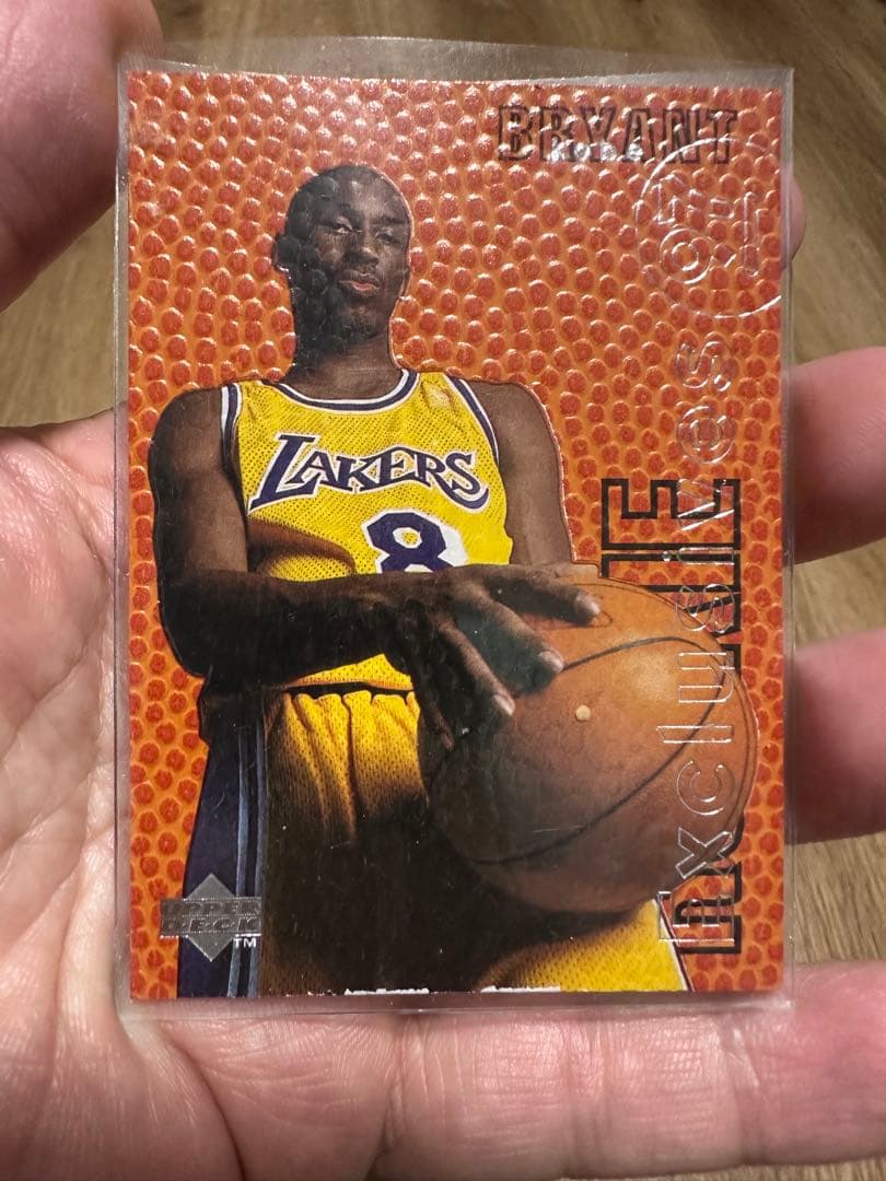 NBA kobe Bryant トレーディングカード NBAトレカ 激レア コービー