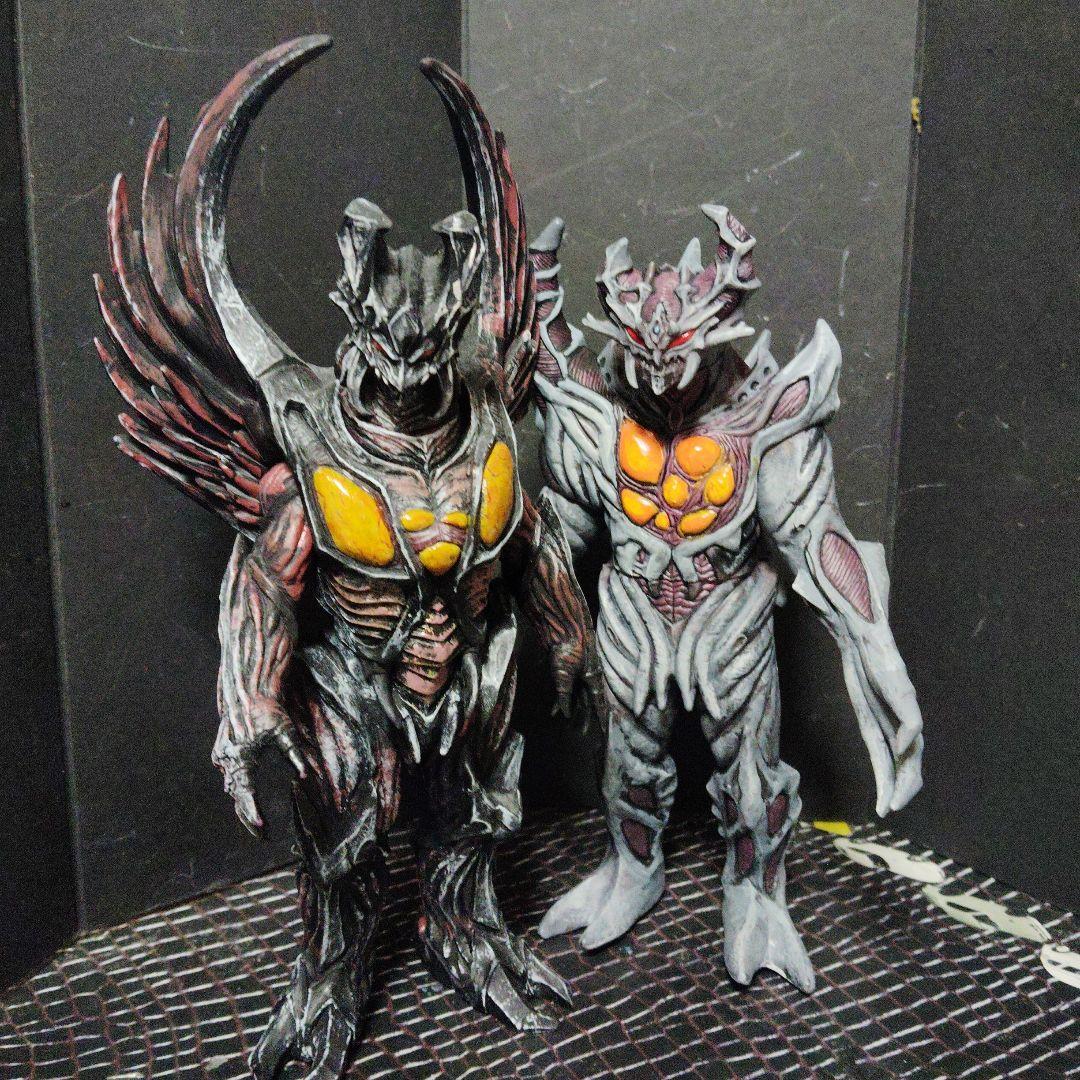 りウルトラ怪獣旧型絶版ソフビカオスダークネス.イヴリース1801.2930
