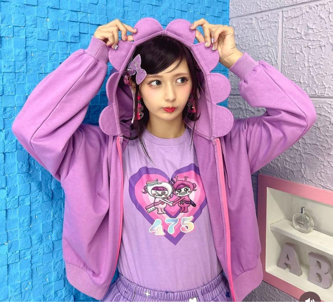 しなこ ジップ付きしなこフラワーパーカー KIDS FREE - メルカリ