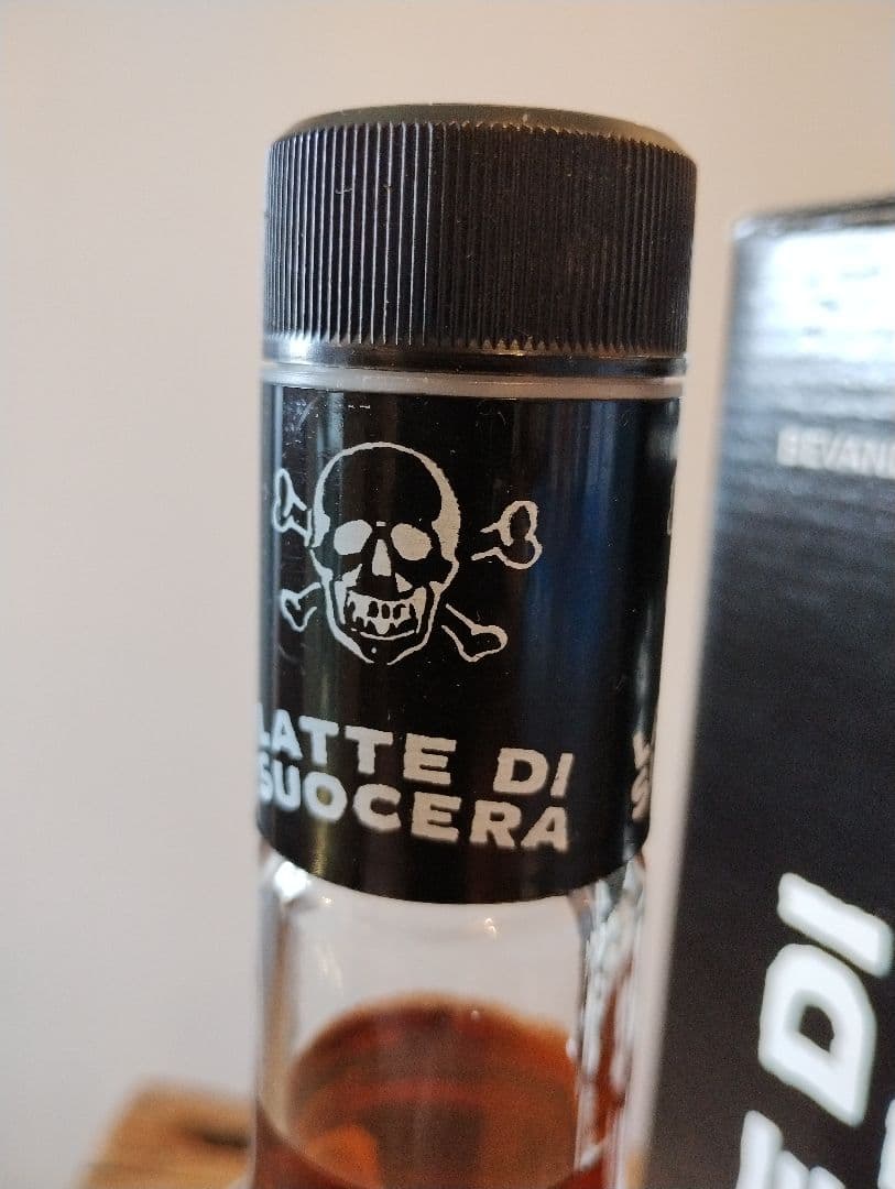 更にお値下げ、早いもの勝ち】『幻のお酒』ラッテ.ディ.ソッチラ L箱付き