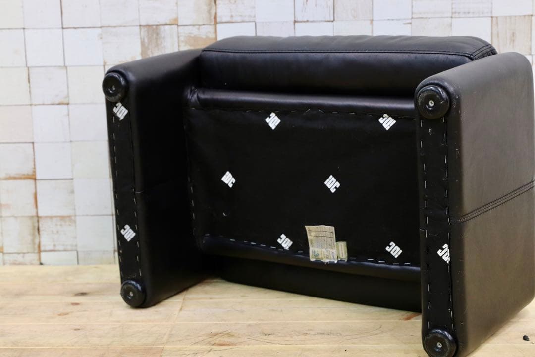 GMHN154○IDC大塚家具 オットマン フットスツール ブラック 黒 モダ