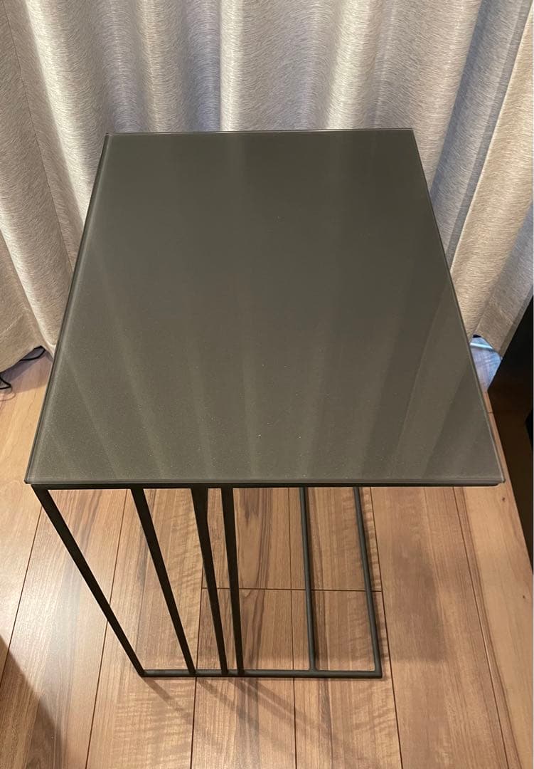 BoConcept Alba サイドテーブル ガラストップ モダンデザイン