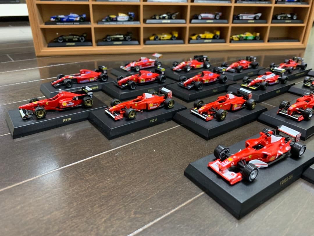 F1　１/64 ミニカーコレクション