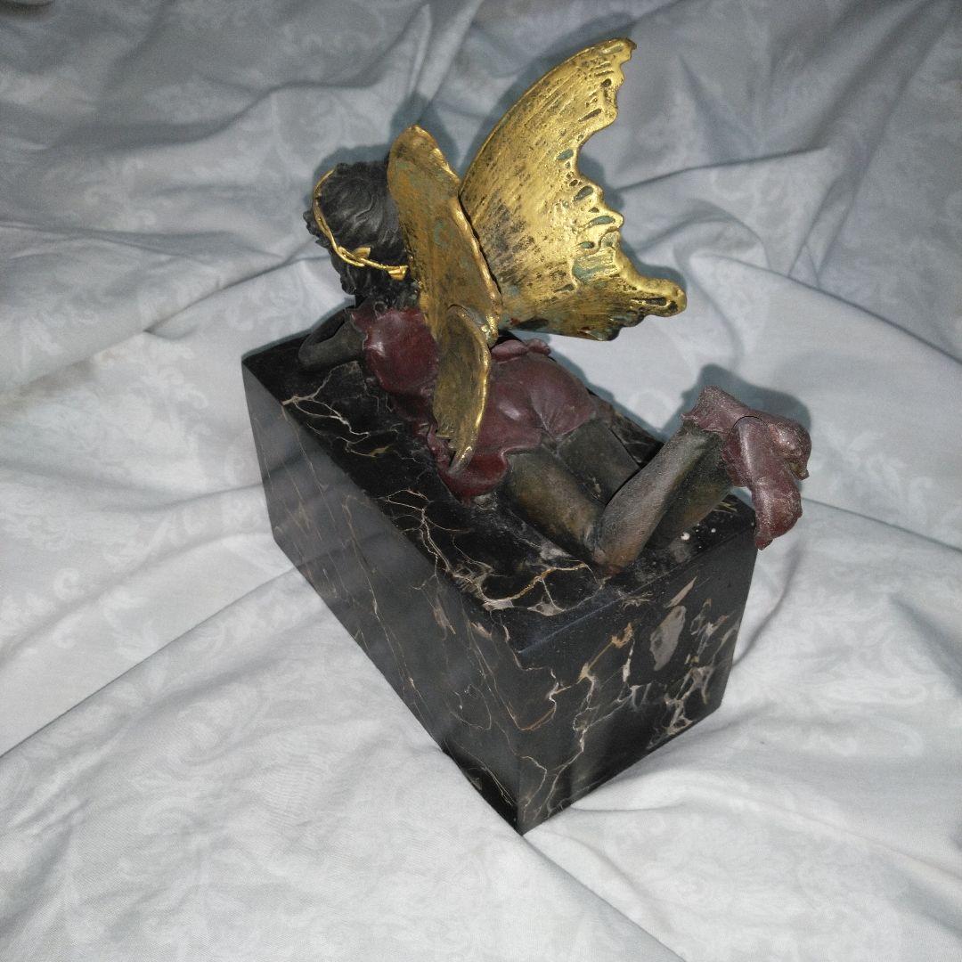 中古 ほおづえ 妖精 天使 少女像 金色の羽 大理石風の台 妖精 の