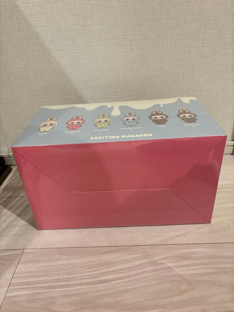 新品未使用　LABUBU ラブブ　エキサイティングマカロン