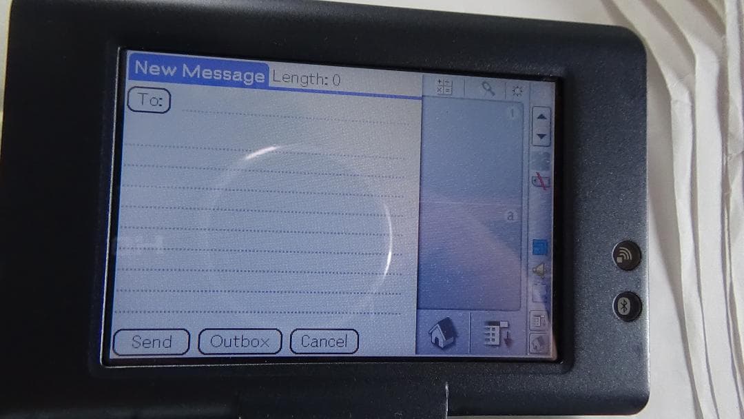 CLIE PEG UX50英語版 スタイラス ハンドストラップはありません