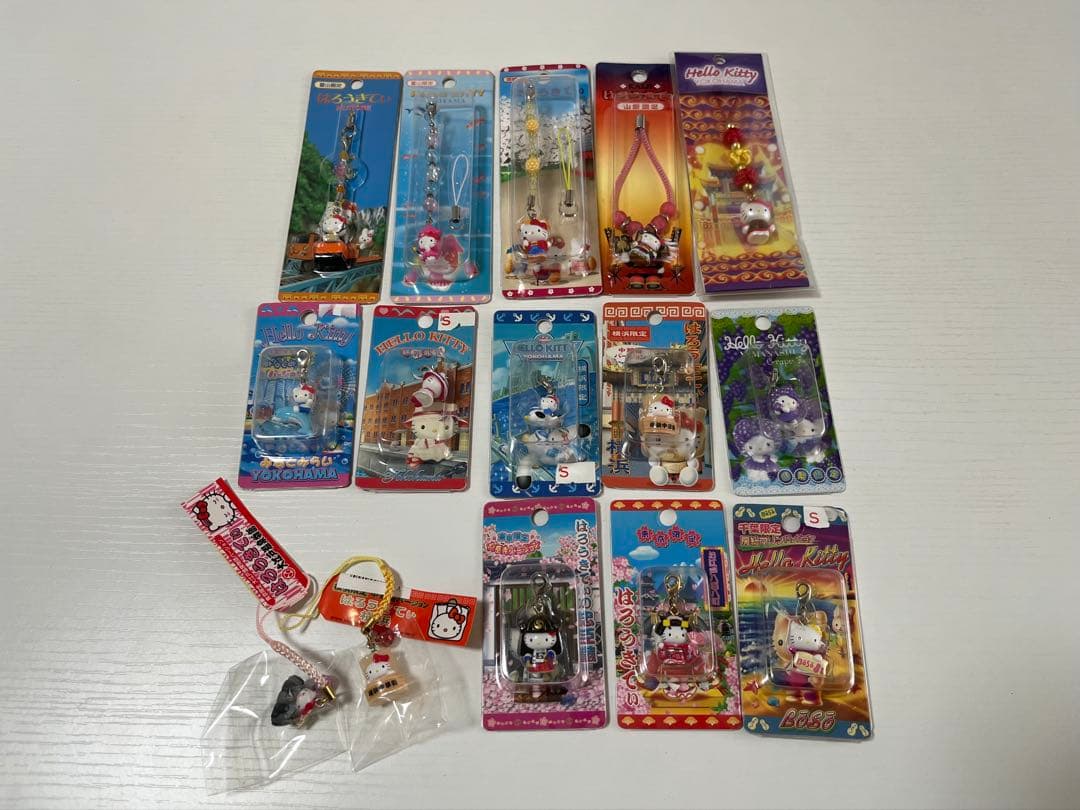 ハローキティ ストラップセット 複数デザイン　約176個