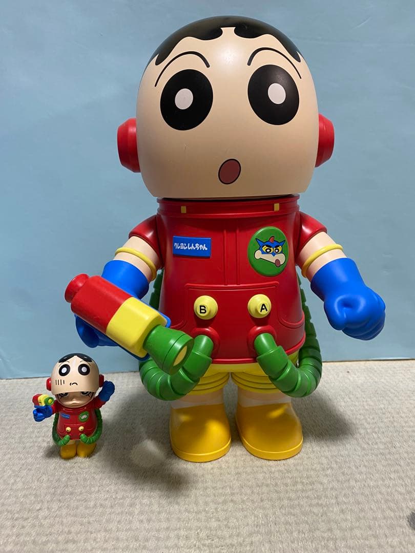 POPMART MEGA SPACE MOLLY 400% クレヨンしんちゃん