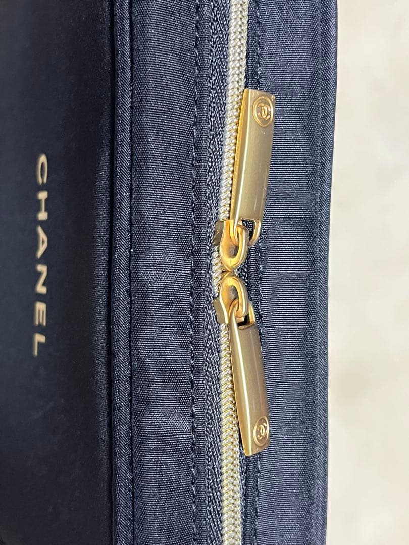 ⓶CHANEL レ ミニ ドゥ シャネル　ブラシ６本セット＆ポーチ　新品未使用品