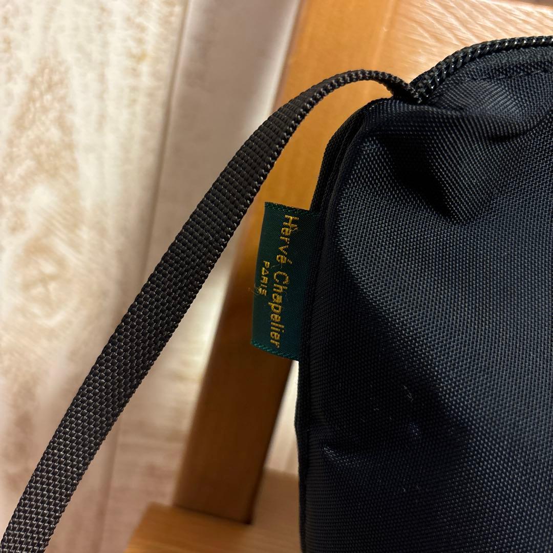 しょうこ　　エルベシャプリエビッグポシェットブラック　ブラウン