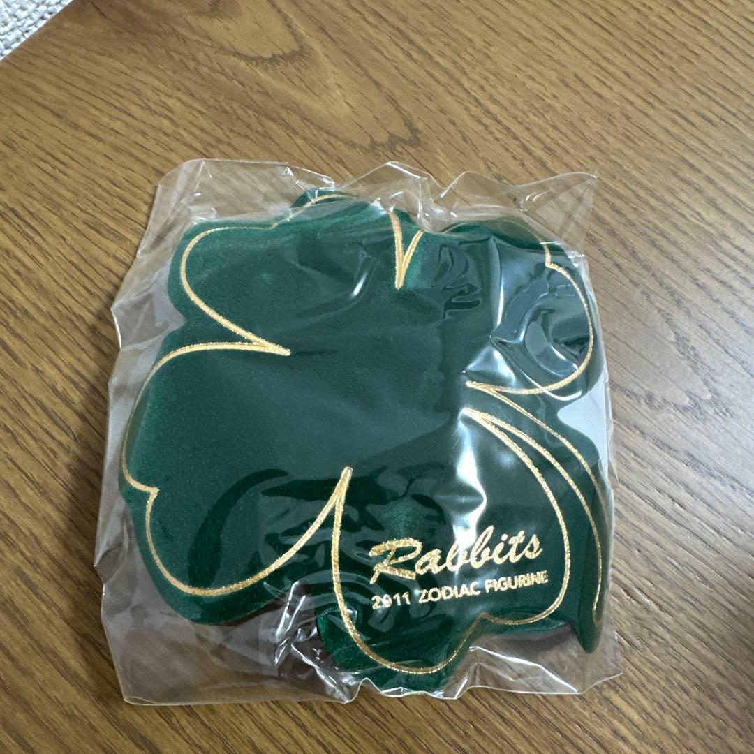 ロイヤルコペンハーゲン フィギュリン2011 ペアうさぎ - メルカリ