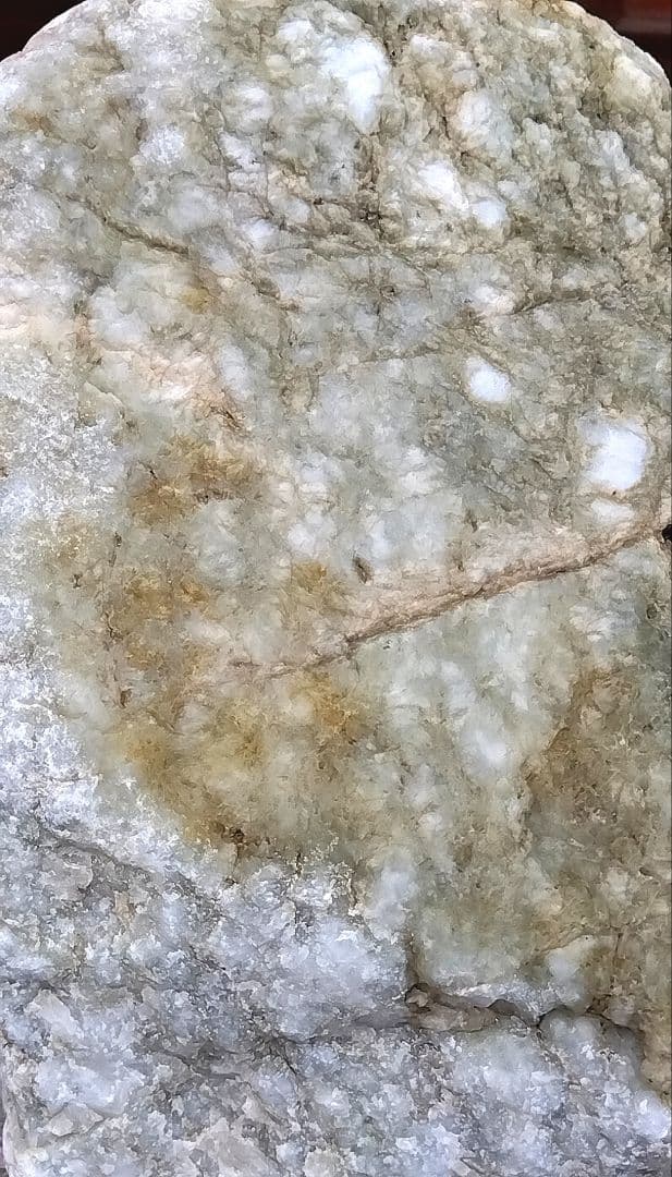 ☆翡翠原石☆糸魚川硬玉【大所川・川ズレ・転石ウブ17.8kg】