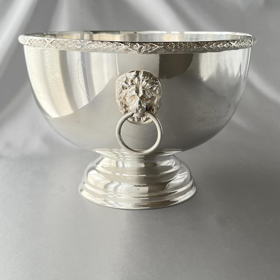 【英国】 ライオンのセンターピース / パンチボウル　直径21cm