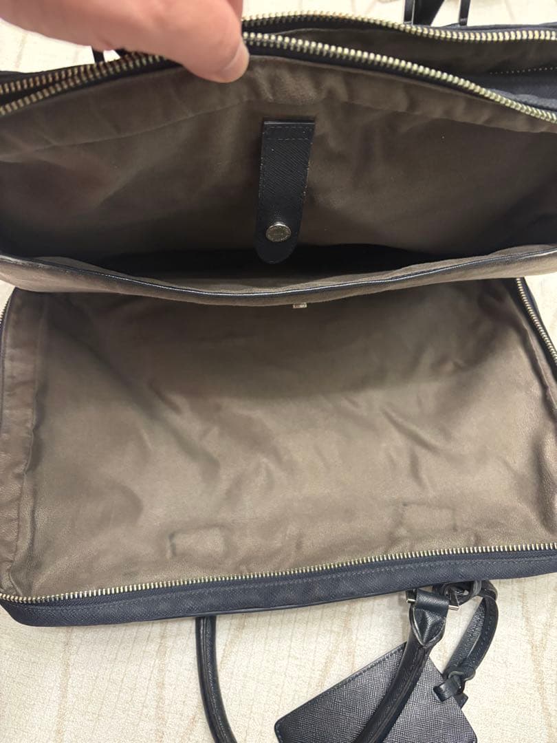 【定価60,000円程度】ネイビーペッレモルビダブリーフバッグ2室タイプ