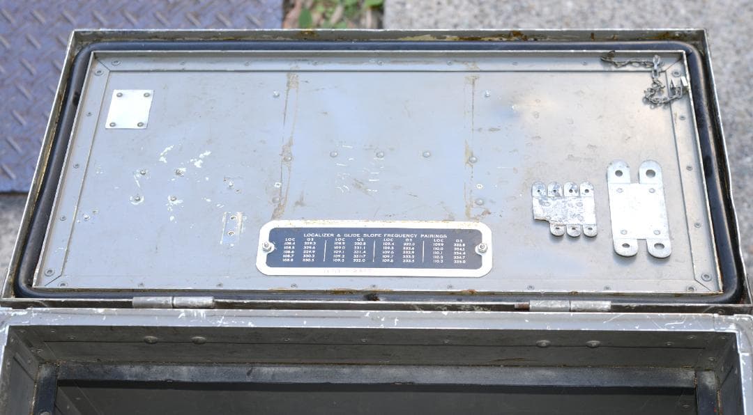 collins /コリンズ アルミケ－ス ビンテ-ジ！！ 入手困難です！！