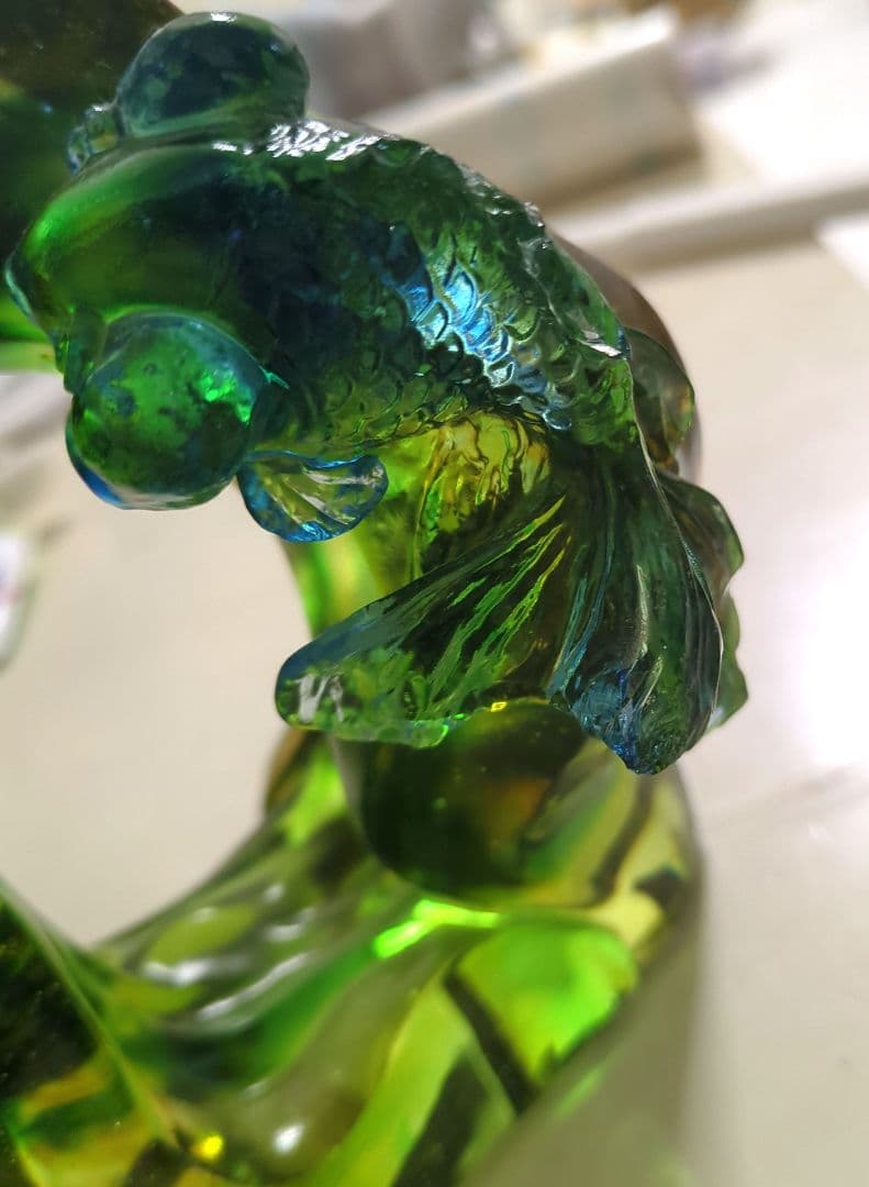 ガラス工芸☆泳ぐ金魚の置物