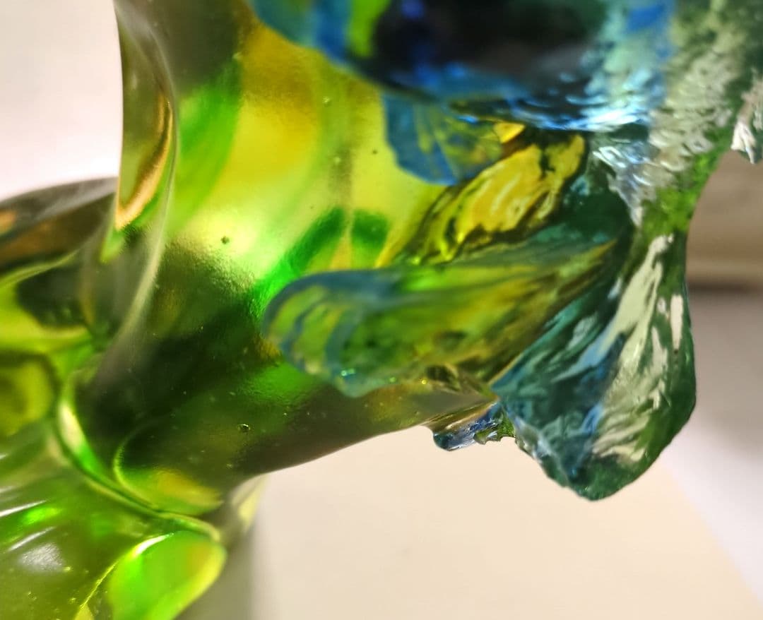 ガラス工芸☆泳ぐ金魚の置物