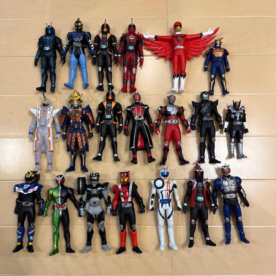 メディコム・トイ×東映レトロソフビ Mサイズ☆ 仮面ライダーV3（新色