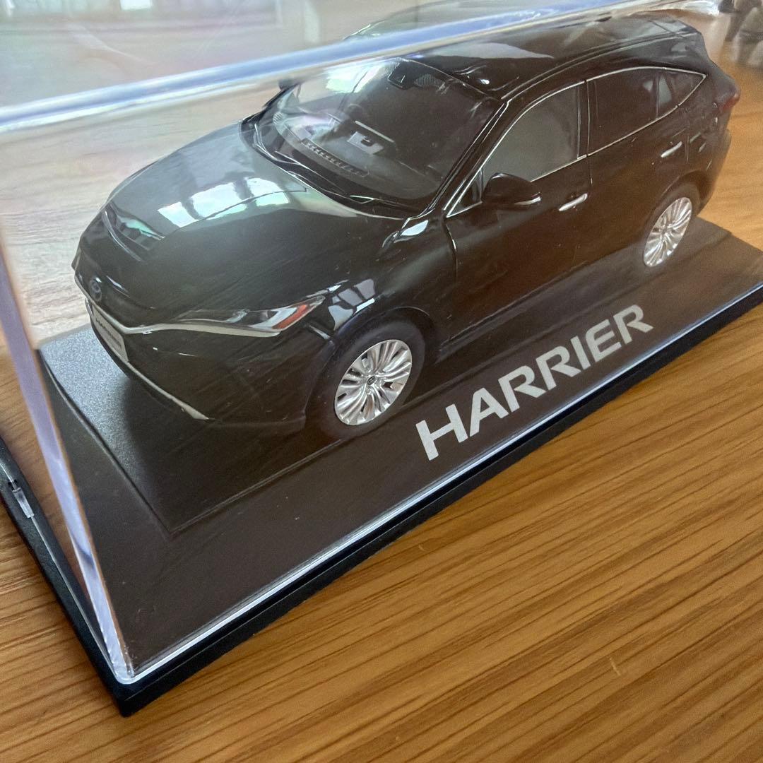 ハリアー80系ミニカー 1/30スケール カラーサンプル　202ブラック