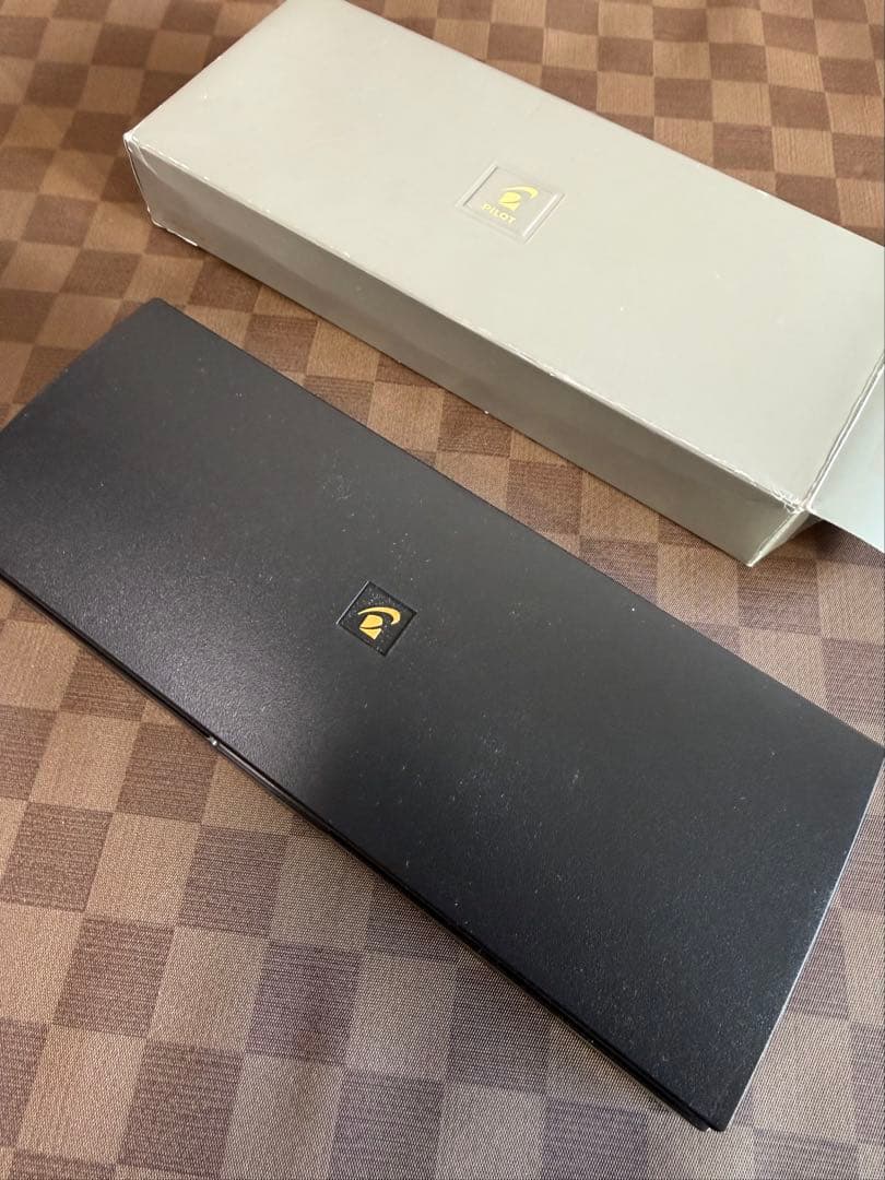 パイロット万年筆823、黒