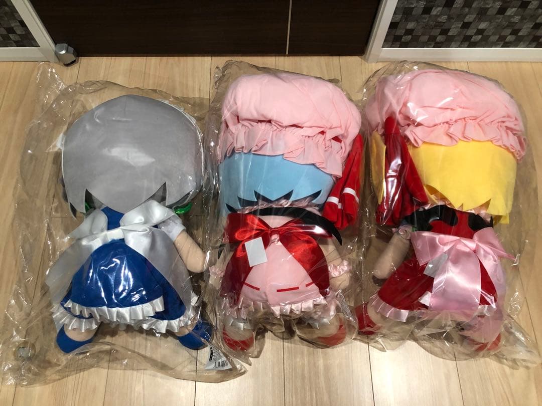 東方Gift ふもふも まんなかさいず ふらん れみりあ さくやセット バッジ付
