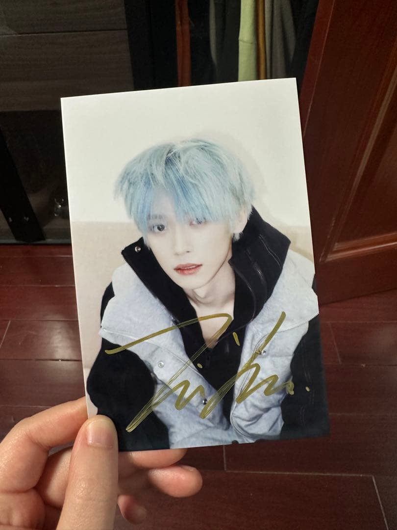 専用 梓渝ツアー最新直筆サイン「逆愛」直筆サイン (リクエストは1月22日まで）