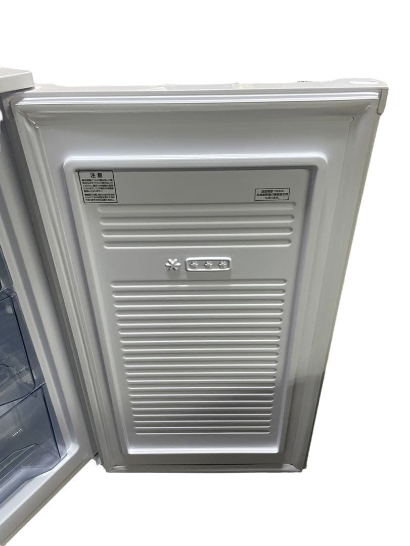 アイリスオーヤマ冷凍庫　60L IRIS IUSD-6B-W