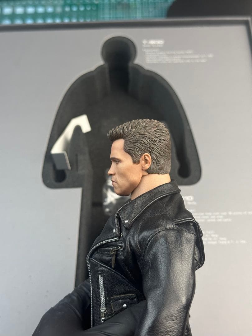 ホットトイズ｜DX10 ターミネーター２ T800