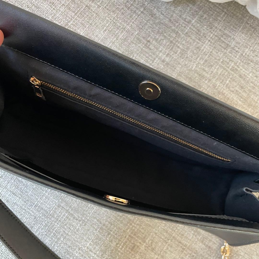 未使用級☆サロンアダムエロペ　2WAYスクエアチェーンクラッチショルダーバッグ