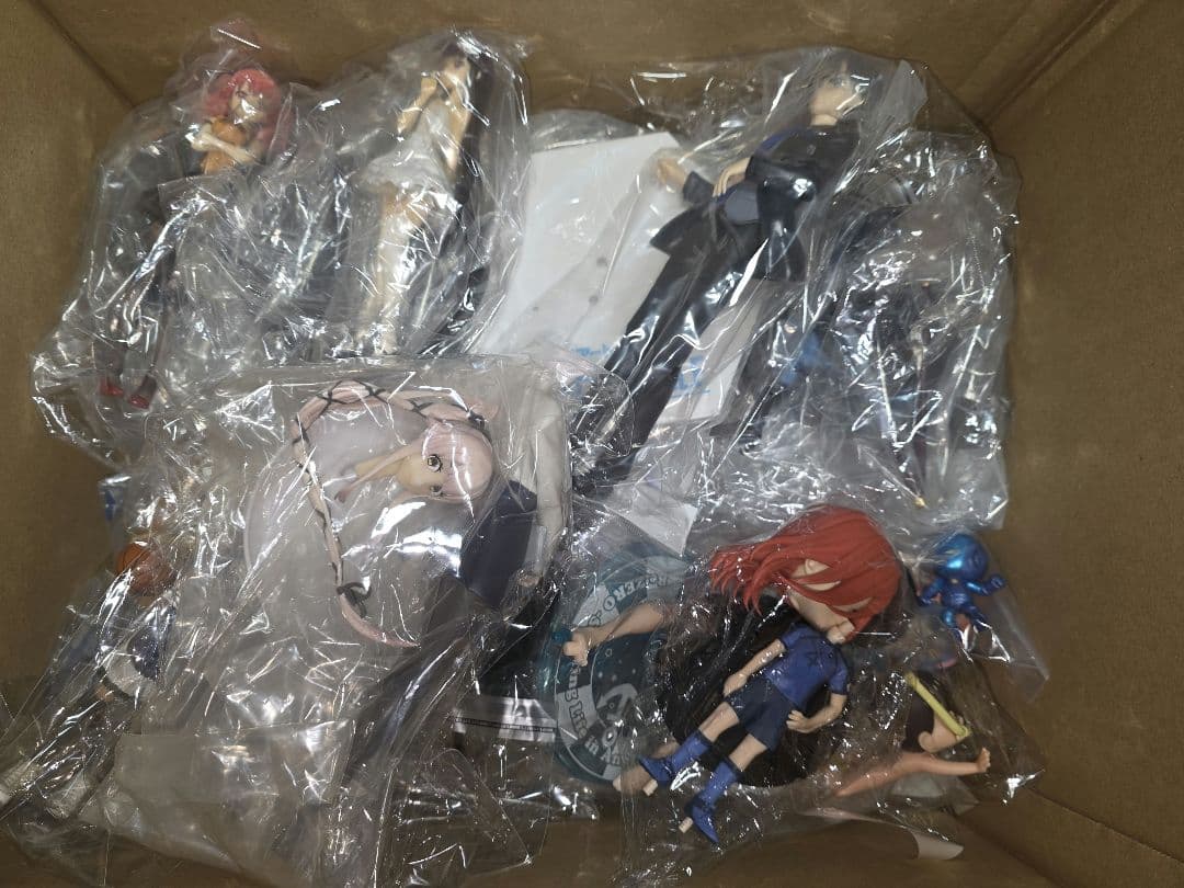 箱無し・開封済）フィギュアまとめ売り　70点
