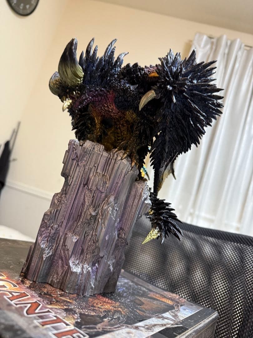 美品】モンスターハンター 歴戦王 ネルギガンテ フィギュア プレミア