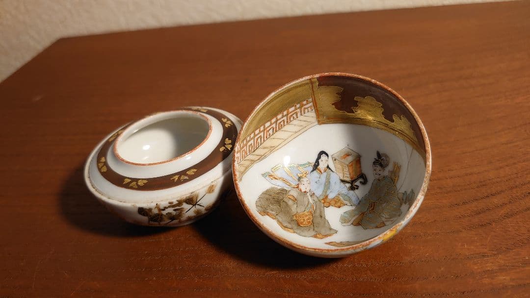 九谷焼　玉盃　明治九谷　華の図　公家の図　アンティーク九谷焼　九谷造　１客