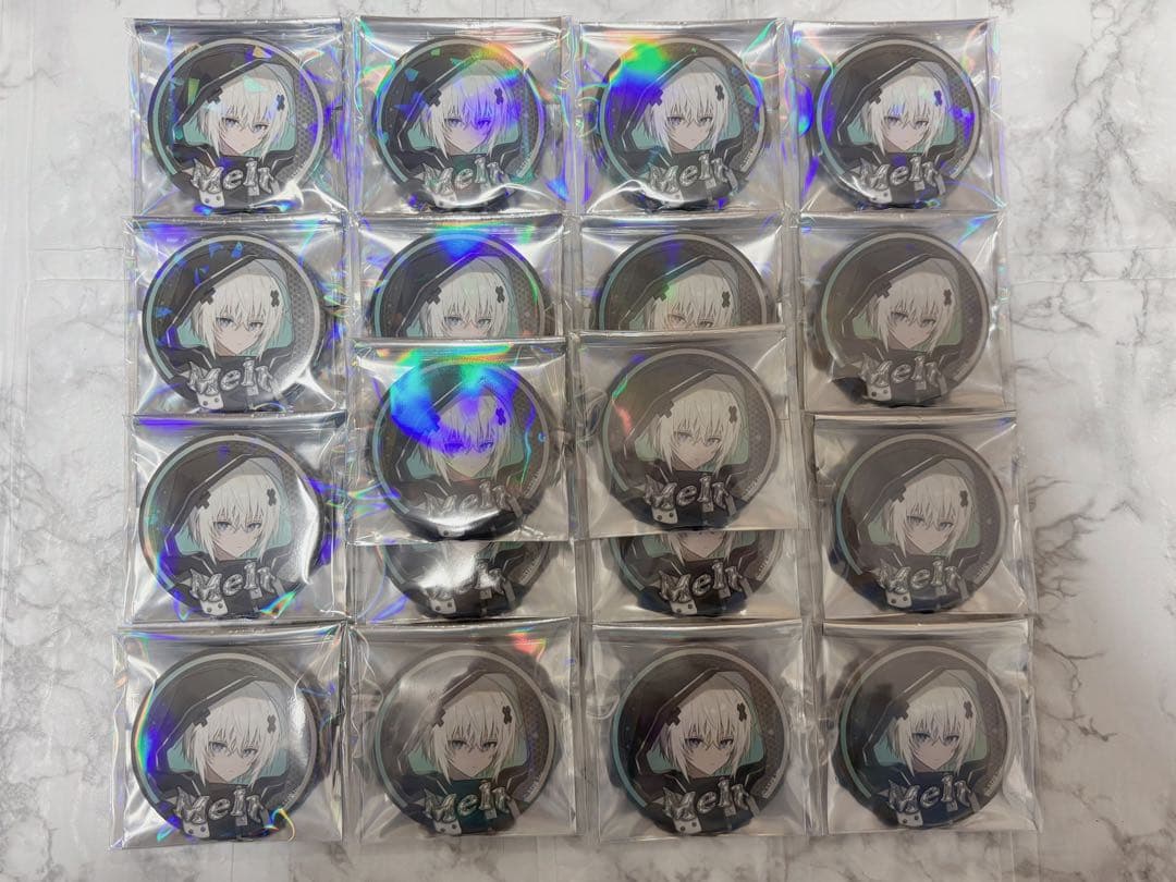 メルト・ダ・テンシくん デビュー記念スターター 等身缶バッジ