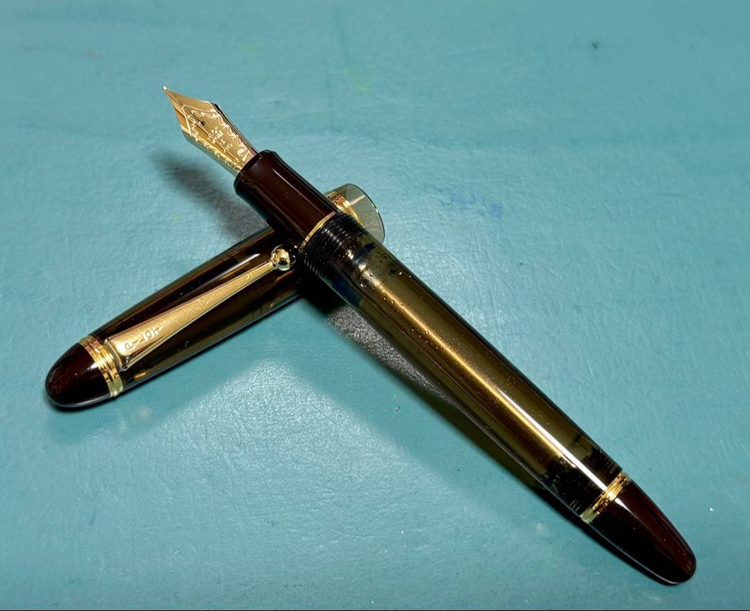 PILOT 万年筆 カスタム823 プランジャー式　(M)