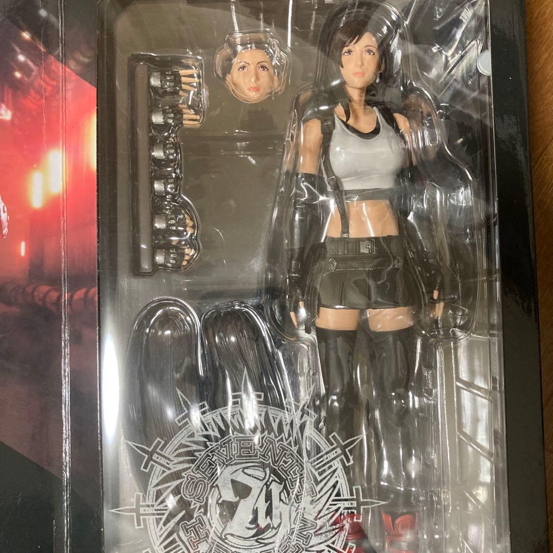 【新品、未開封】ファイナルファンタジーVII プレイアーツ改 ティファ／初版