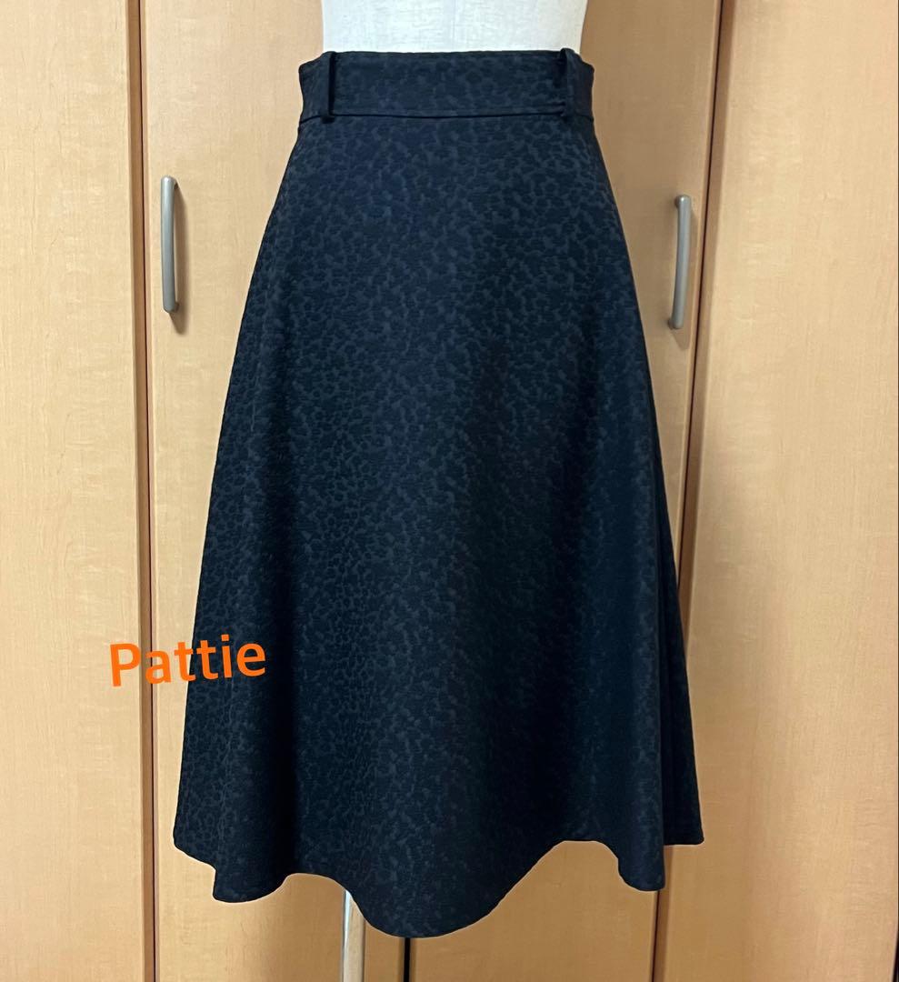 エムズグレイシー訳あり未使用小花柄スカート40