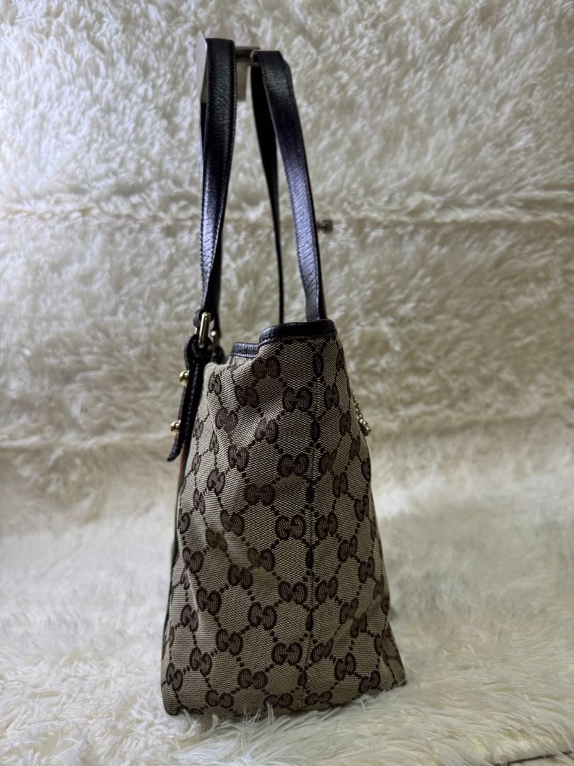 れ*な様 ✨美品✨グッチハンドバッグ GG柄シェリーライン　肩掛けベージュ系A4