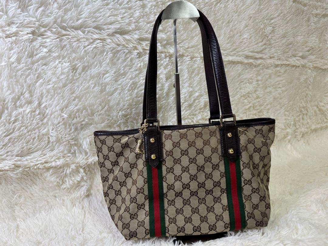 れ*な様 ✨美品✨グッチハンドバッグ GG柄シェリーライン　肩掛けベージュ系A4