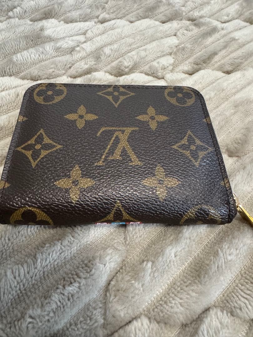 【ともみん】ルイヴィトン ヴィヴィエンヌ ジッピーパース 村上隆