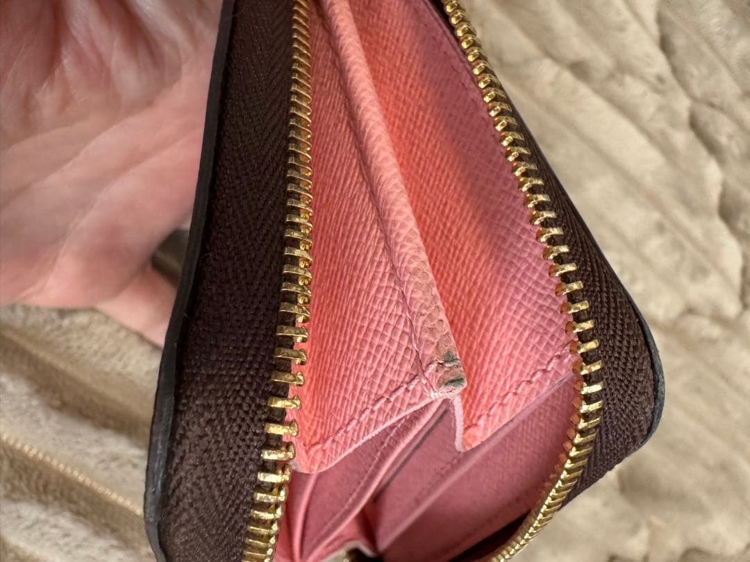 【ともみん】ルイヴィトン ヴィヴィエンヌ ジッピーパース 村上隆