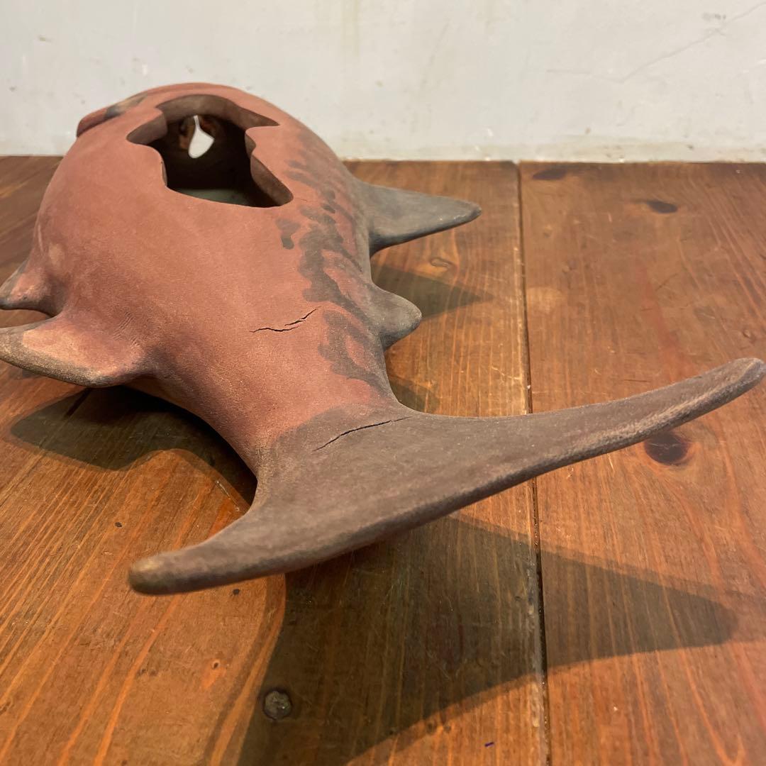 美品 陶芸 焼物 魚 花器 陶器 花瓶 オブジェ 重厚感ある 花入