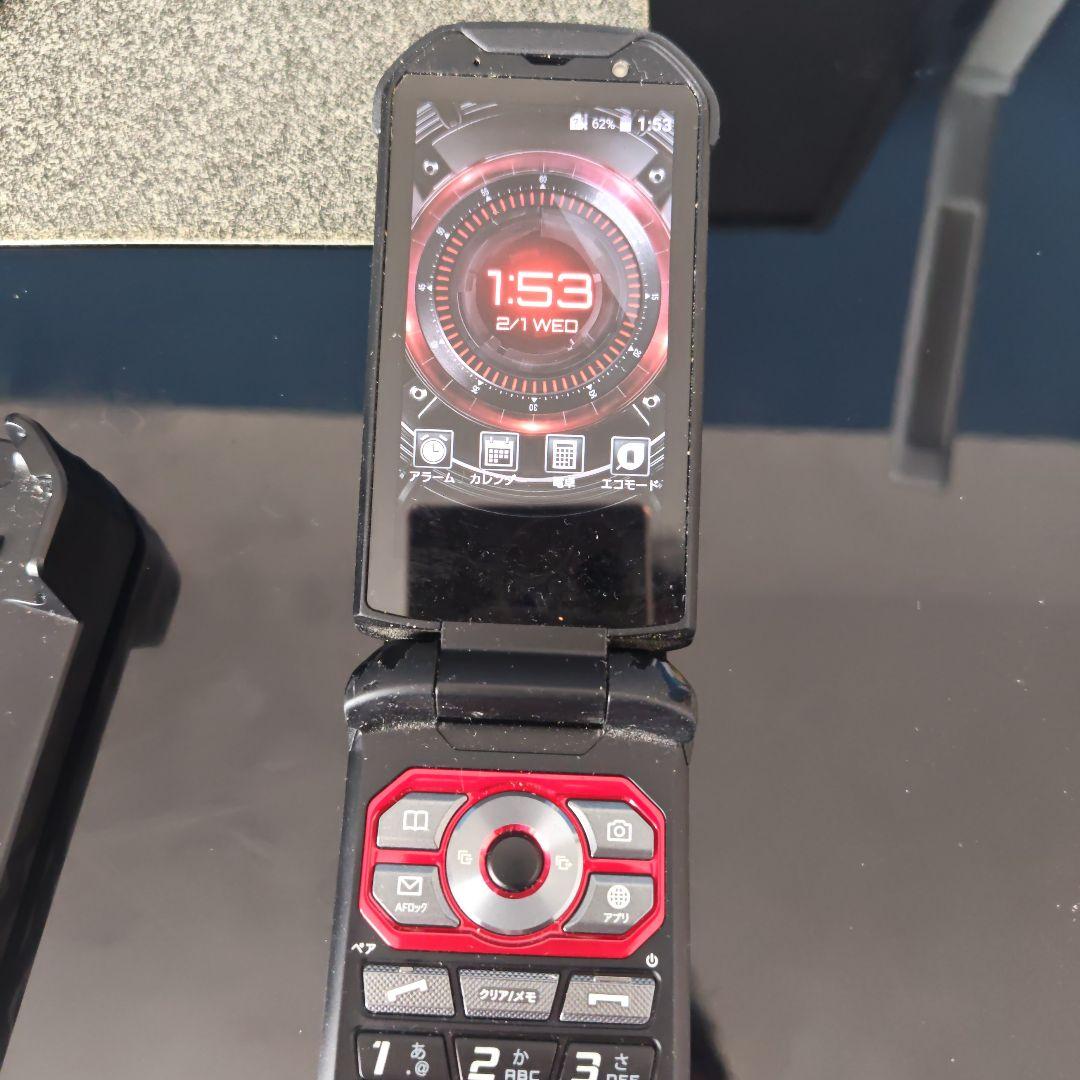 TORQUE X01 折りたたみ式携帯電話 レッドau by 京セラ